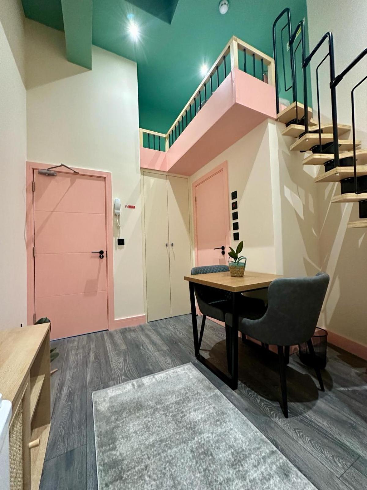 Cozy En-Suite Loft In Trendy Local Лондон Экстерьер фото