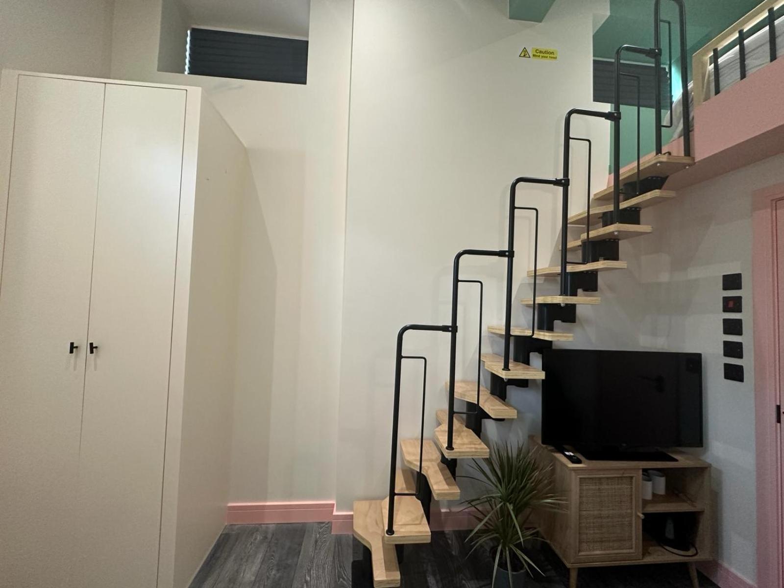 Cozy En-Suite Loft In Trendy Local Лондон Экстерьер фото